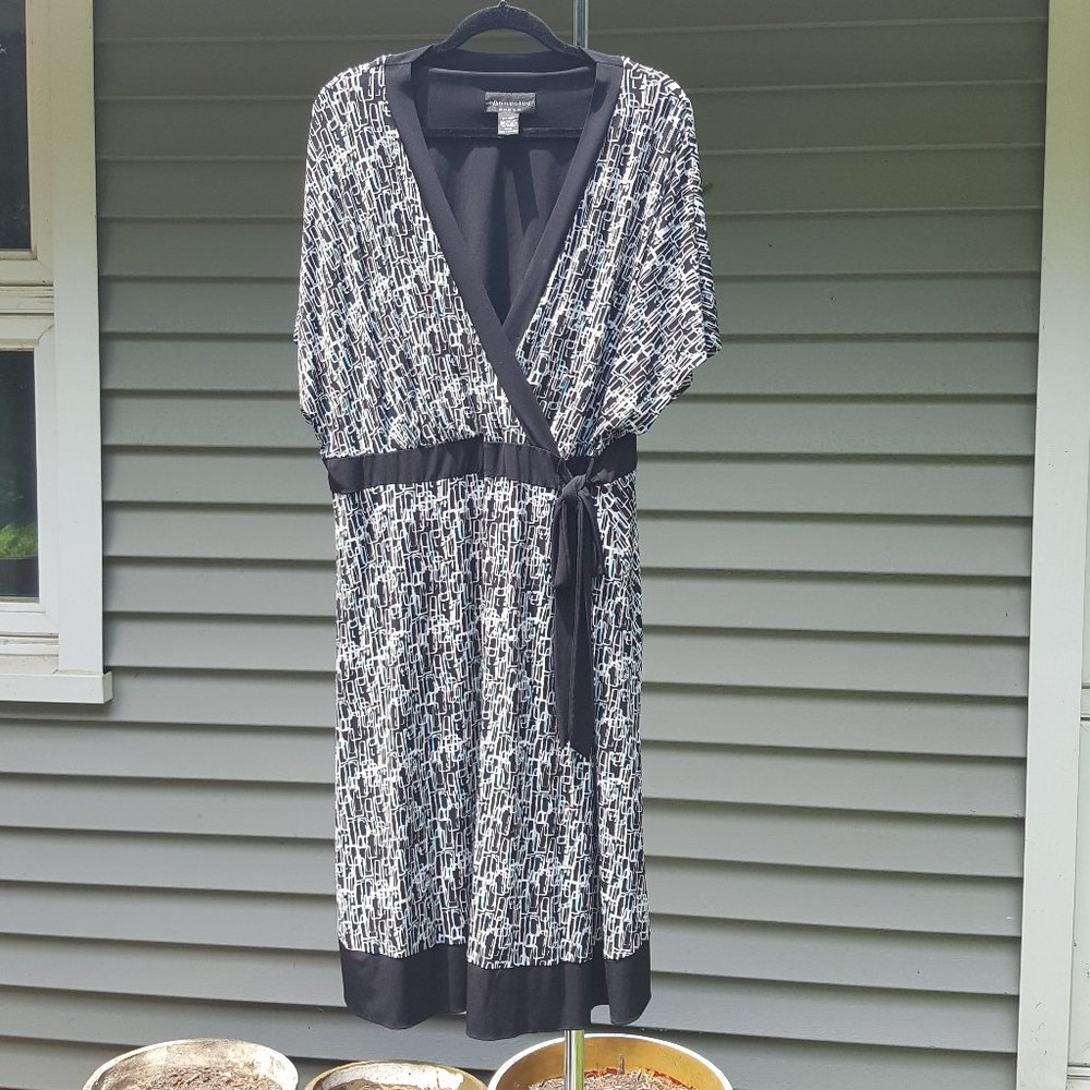 Connected Woman Faux Wrap Dress size 24W